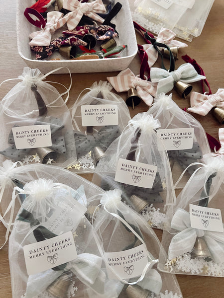 Home For Christmas // Vintage inspired Bow Bell Ornament