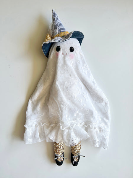 Wonder-Filled Attic Ghost// Vintage Lace