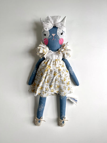 Nostalgic Attic Collection // Kitty