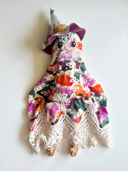 Wonder-Filled Attic Ghost// Jewel-Tone 1