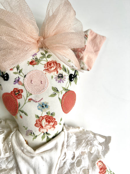 Nostalgic Attic Collection // Pig