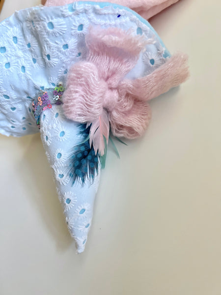 Wonder-Filled Attic Ghost// Pink Fringe