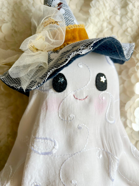 Wonder-Filled Attic Ghost// Vintage Paisley