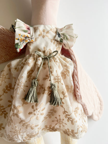 Wonder-Filled Goose// Embroidered Wildflower