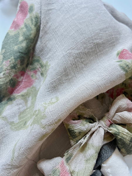 Wonder-Filled Attic Ghost// Olive Floral