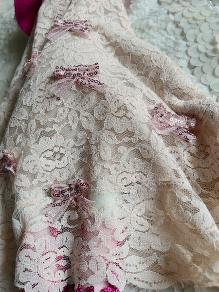Wonder-Filled Attic Ghost// Fancy Pink Shimmer