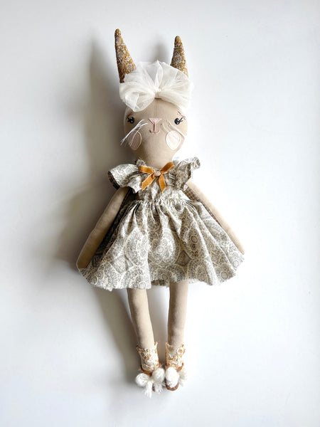 Wonder-Filled Garden Hare Bespoke Doll // Pebble Terrace