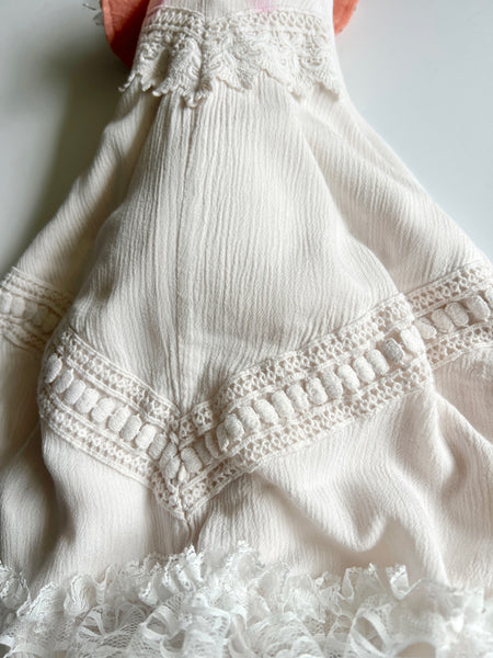 Wonder-Filled Attic Ghost// Boho Lace