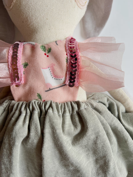 Wonder-Filled Pup // Ice Skate