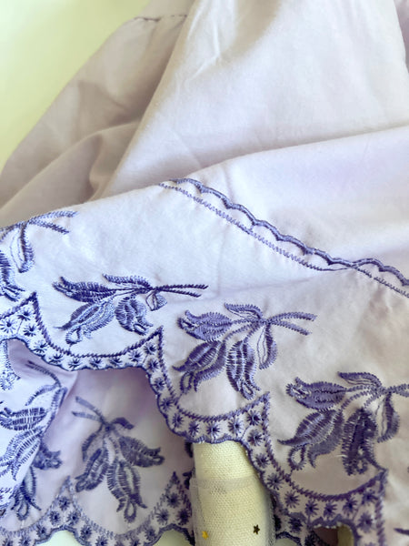 Wonder-Filled Attic Ghost// Vintage Lilac