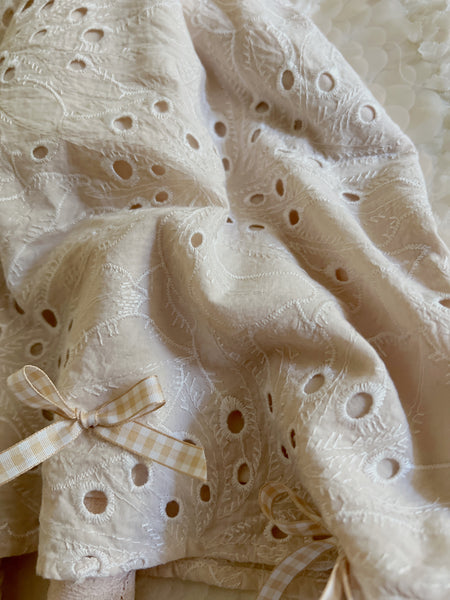 Wonder-Filled Attic Ghost// Taupe Eyelet