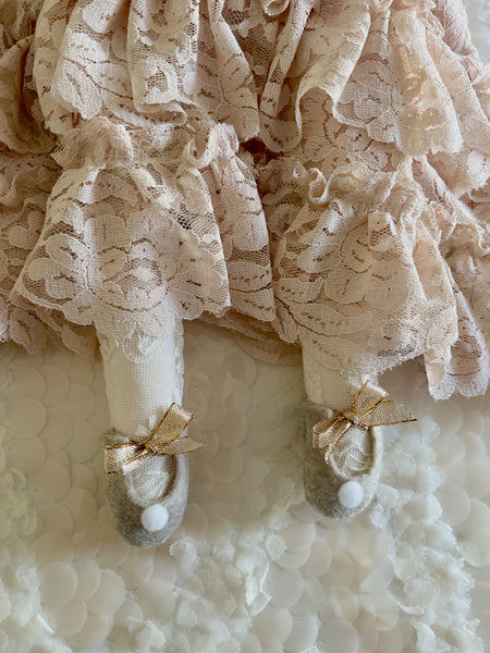 Wonder-Filled Attic Ghost// Blush Vintage Lace