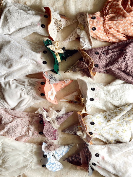 Wonder-Filled Attic Ghost// Textured Lace