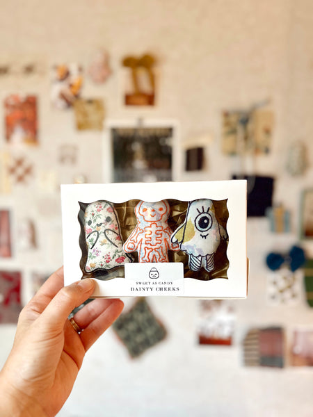 Vintage-Inspired Autumn Garden Floral Pocket Pal Set of 3