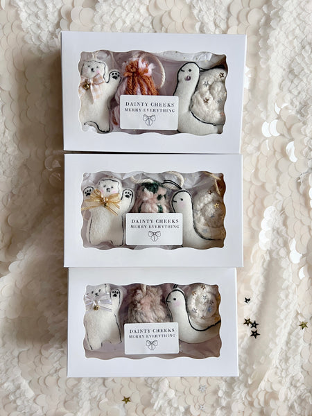 Cute & Cozy Ornament Set