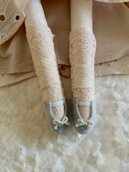 Wonder-Filled Attic Ghost// Taupe Eyelet