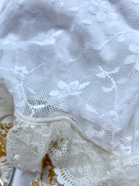 Wonder-Filled Attic Ghost// Vintage Lace