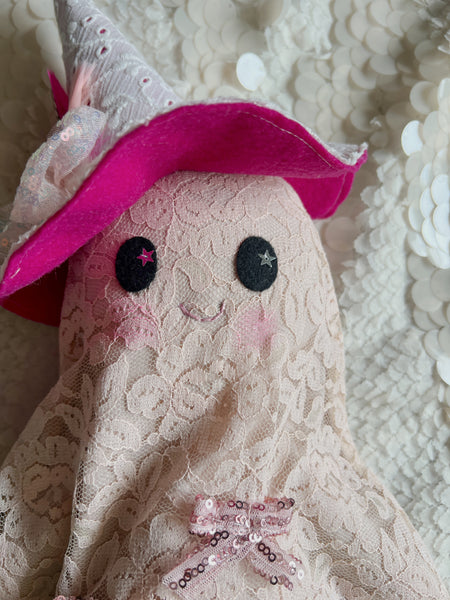Wonder-Filled Attic Ghost// Fancy Pink Shimmer