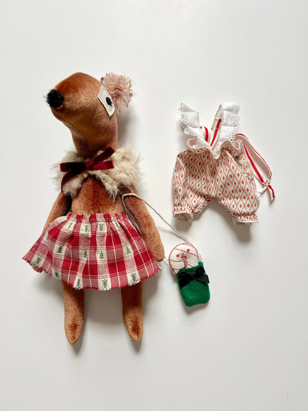 Velvet Fawn Bespoke Holiday Set // Underneath the Tree