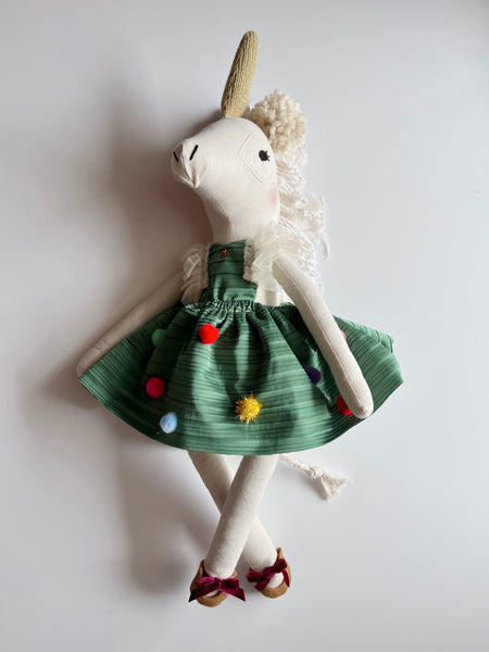 Wonder-Filled Unicorn // Deck the Halls