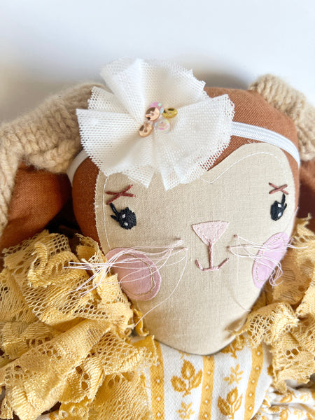 Wonder-Filled Rabbit // Vintage Mustard