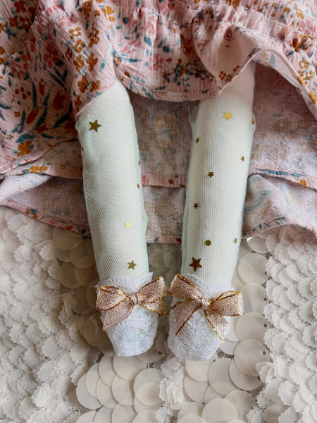 Wonder-Filled Attic Ghost// Blush & Gold Garden