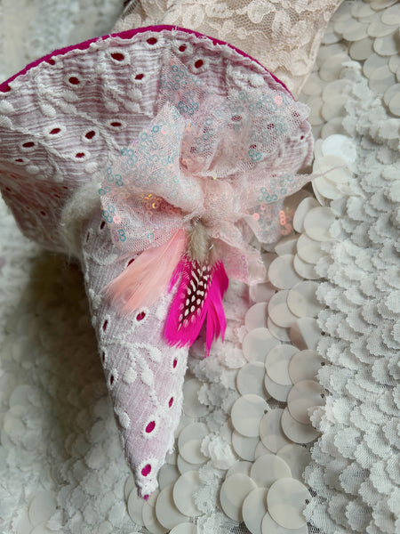 Wonder-Filled Attic Ghost// Fancy Pink Shimmer