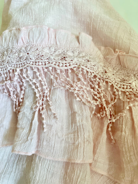 Wonder-Filled Attic Ghost// Pink Fringe