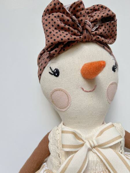 Wonder-Filled Snowbabe // Classic Black & Tan Stripe