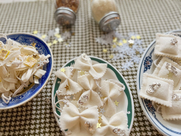 That's Amore // Fancy Pasta Ornament Set