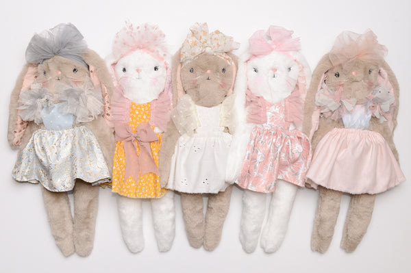 Wonder-Filled Snuggle Bunny // Ivory Eyelet