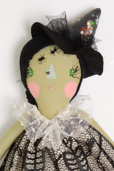 Scary Cute Witch // Lacey Spider
