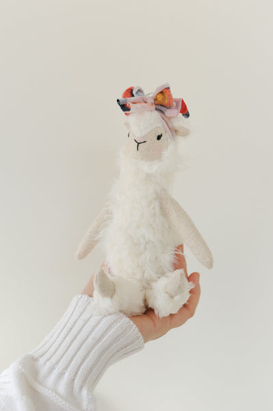 Dainty Lamb - DaintyCheeks